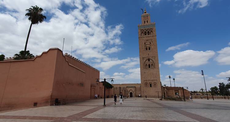 5 Días - Circuito por Marruecos de Marrakech a Casablanca, visitando el Desierto del Sahara y Fez - Morocco Explore Tours 8