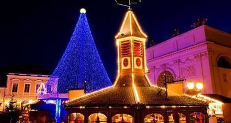 Mercados de Navidad de Berlín a Praga: Un viaje cultural lleno de magia - CroisiEurope River Cruises 4