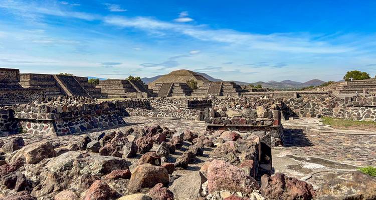 Teotihuacan Early Access & Prehispanic Mexico Walking Tour: A 2-Day Journey Through Time - Amigo Tours 8