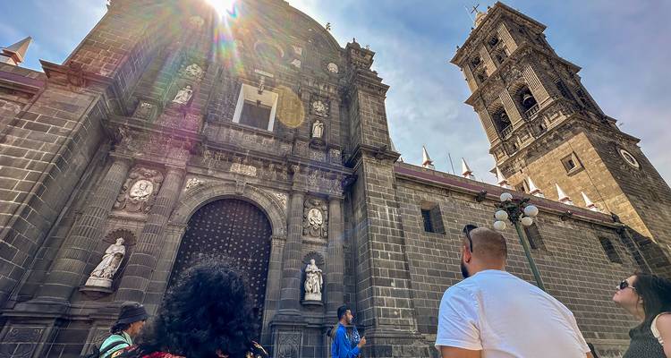 Aventure coloniale : Taxco, mine préhispanique, Puebla et Cholula en 2 jours - Amigo Tours 8