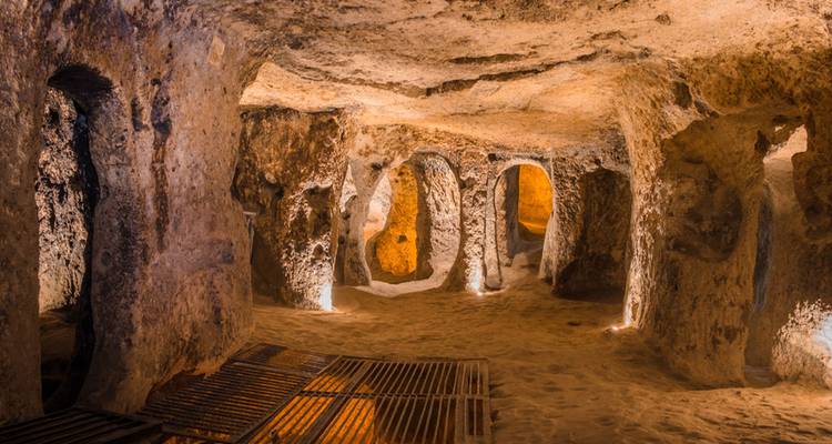 4 jours Histoire de la Cappadoce de 8500 av. J.-C. à nos jours - Emoji Tourism 4