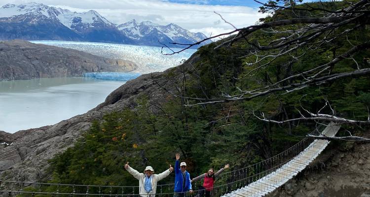 Patagonia: ‘O’ Circuit Trek (Premium Service) - Unu Raymi Expeditions 2