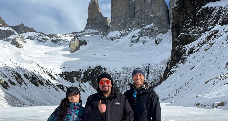 Patagonia: ‘O’ Circuit Trek (Premium Service) - Unu Raymi Expeditions 7