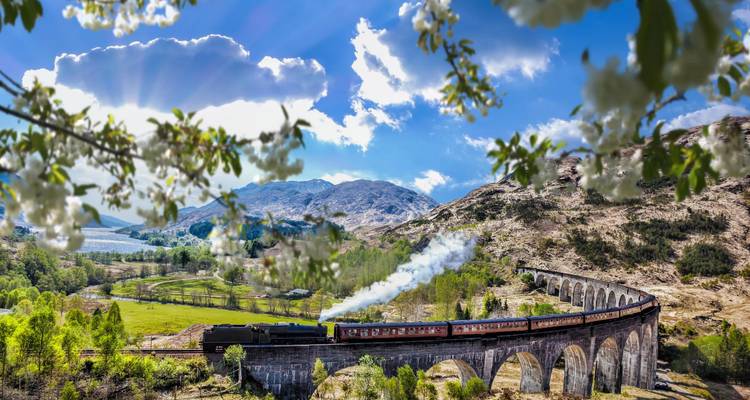 Edimburgo, Tierras Altas e Islas con joyas europeas Edimburgo → Budapest (2026) - Travel Marvel 1