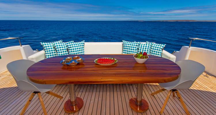 Grand Majestic - 8 days itinerary A - Royal Galapagos 6