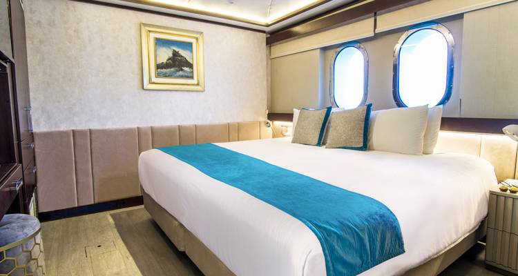 Crucero Grand Majestic - 8 días itinerario B - Royal Galapagos 9