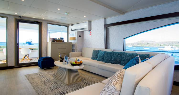 Grand Majestic 4 jours A - Royal Galapagos 7