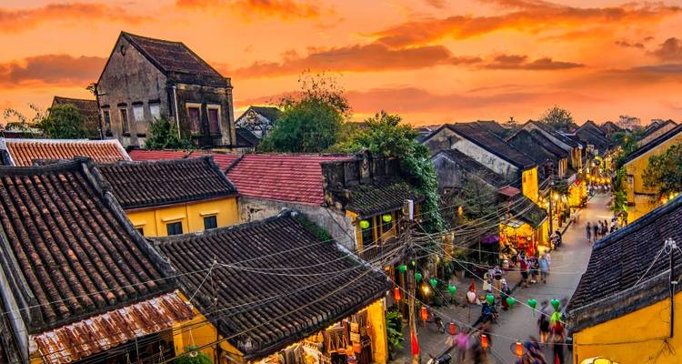6 Days Vietnam Tour ( HANOI – HALONG BAY – DANANG ) -  Taj Voyages Tours  1