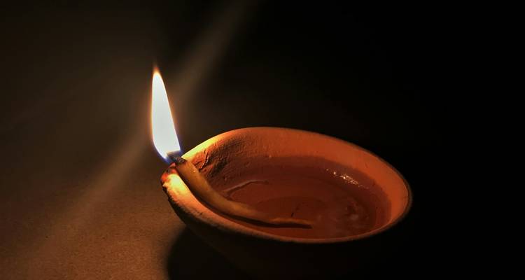 "Diwali Wonders: A Festive Journey Through India" - Vijay India Tours 1