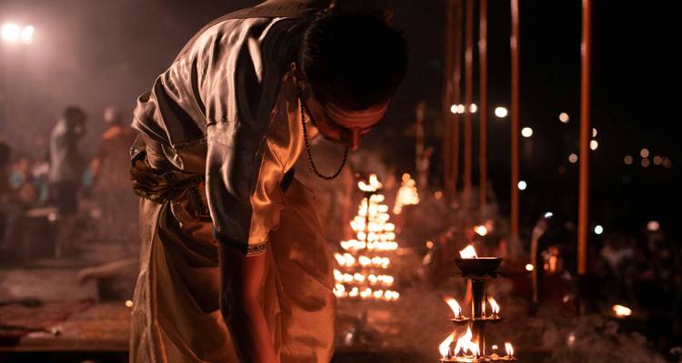 "Diwali Wonders: A Festive Journey Through India" - Vijay India Tours 4