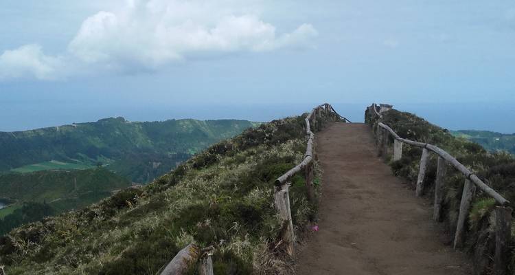Azores Tours - EcoTrilha Portugal Tours 1