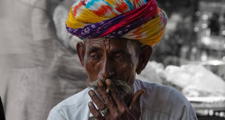 "Indian Pushkar Fair Fiesta: A Royal Ride Through Culture & Color" - Vijay India Tours 4