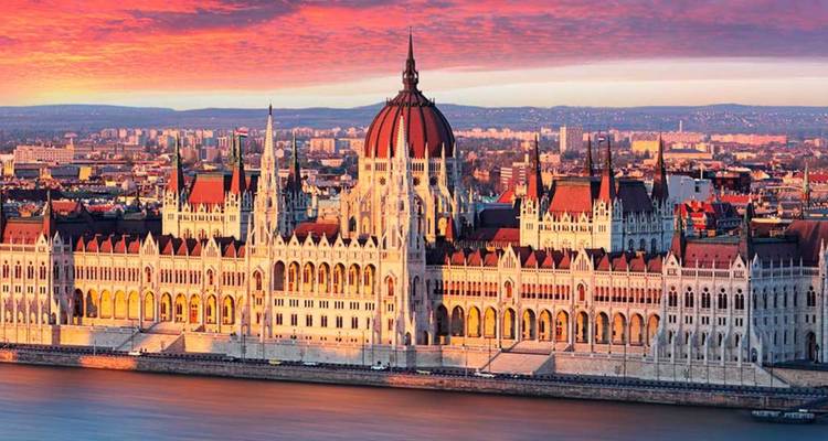 7 jours d'aventure depuis Vienne et l'Europe centrale jusqu'à Istanbul et la Cappadoce avec 3 VOLS INCLUS - Circuit en petit groupe - Ajdinis 1