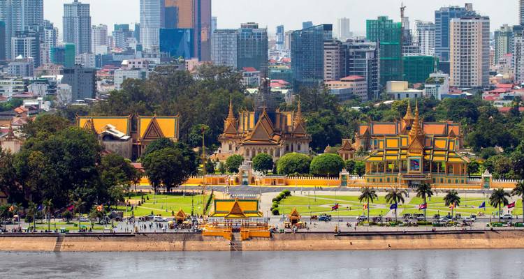 6-Day Private Cambodia Tour: Exclusive Discovery of Phnom Penh & Siem Reap's Temples & Culture - Up Travel Vietnam 8