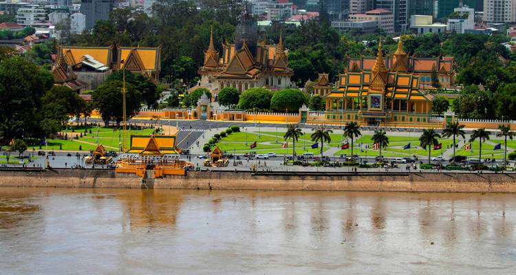 6-Day Private Cambodia Tour: Exclusive Discovery of Phnom Penh & Siem Reap's Temples & Culture - Up Travel Vietnam 2