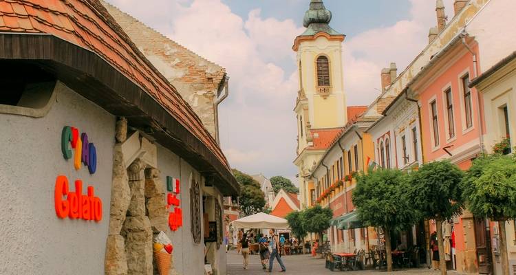 8 Day Journey exploring Central and Eastern Europe - from Vienna to Bucharest - Small Group Tour - Ajdinis 3