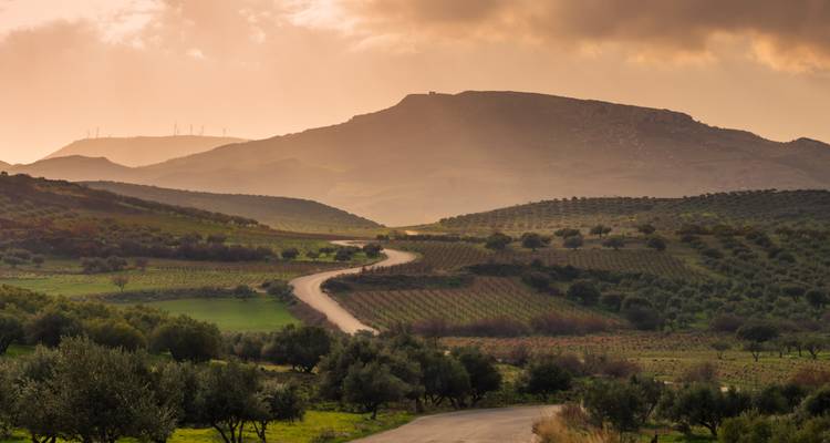 Island hopping Crete & Santorini: From hidden places to white villages (from Chania to Oia) (from Chania to Oia) - journaway 5