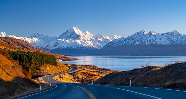 New Zealand Vanlife: Road Trip Adventure & Kiwi Culture (10 destinations) - journaway 1