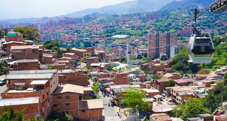 Colombia Calling: Donde la vida está llena de café y colores (3 destinations) - journaway 5