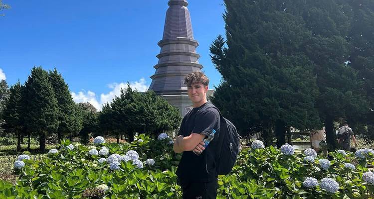 5-Day Cultural & Nature Tour in Chiang Mai: Temples, Elephants & Hill Tribe Village - Open Asia Travel  8