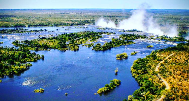 1 Day - Guided Victoria Falls Tour - Knap Tours Limited 4