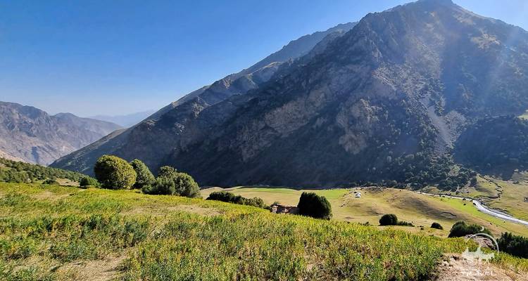 Senderismo por las montañas Pamir Alay (14 días) - Central Asia Travel LP  3