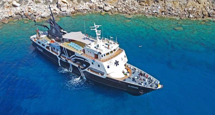 Crucero Privado en Yate por las Islas Griegas - Junio 2026 - Globe Drifters 1