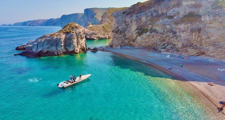 Crucero Privado en Yate por las Islas Griegas - Junio 2026 - Globe Drifters 2