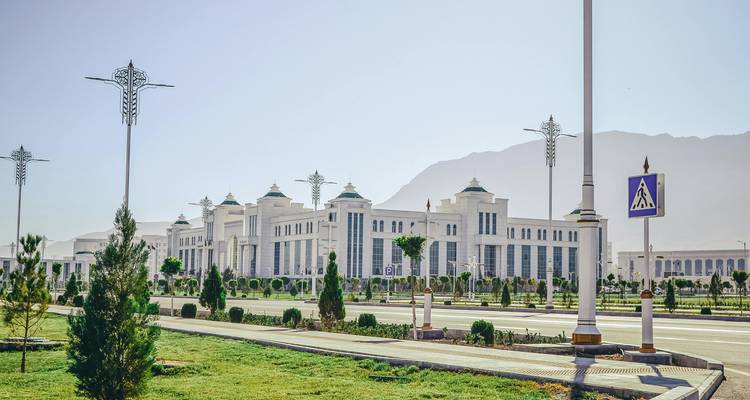 Una Aventura Épica por los 3stán: Tayikistán, Uzbekistán y Turkmenistán - Adventure Bound LTD 9