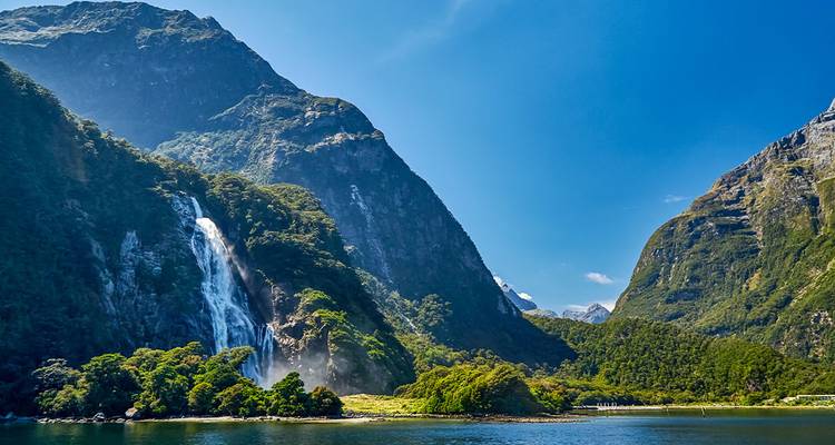 Ultimate New Zealand (42 destinations) - Intrepid Travel 3