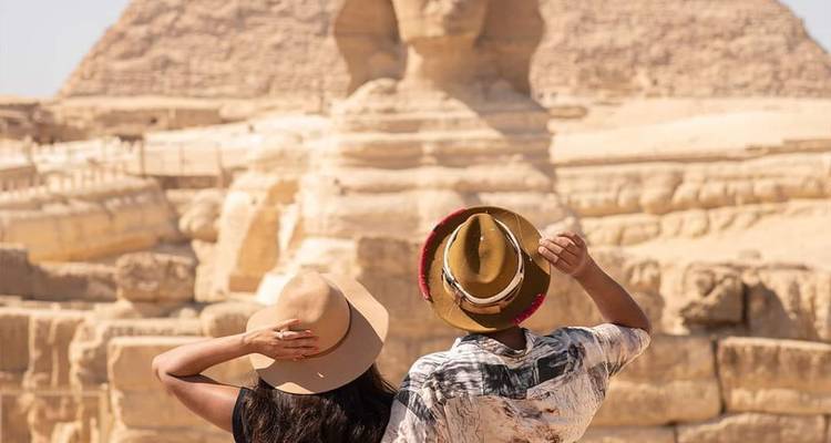 Aventura por Egipto " Pirámides , El Cairo y safari por el desierto Oasis de Baharia - 6 Días - Holiday In 6