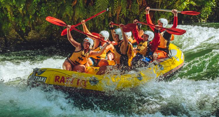 New Zealand Highlights Group Tour | ULTIMATE - Ultimate Travel 9