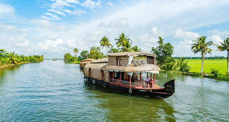 Viaje para mujeres - Itinerario de 10 días por los remansos de Kerala - Vijay India Tours 2