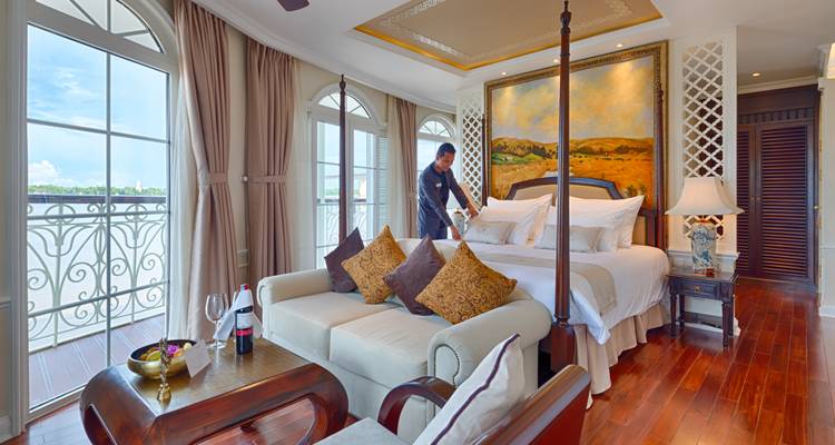 7-Night Christmas Cruise on the Mekong Navigator: Vietnam & Cambodia - Lotus Cruises 4