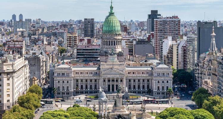 Blick auf das Gebäude des Nationalkongresses in Buenos Aires, Argentinien.