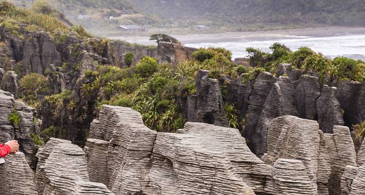 New Zealand South Island Adventure (26 destinations) - Intrepid Travel 6