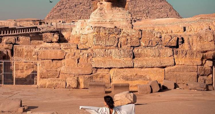 Majestuoso Egipto Crucero de ida y vuelta por el Nilo y las Pirámides - 10 Días - Holiday In 6