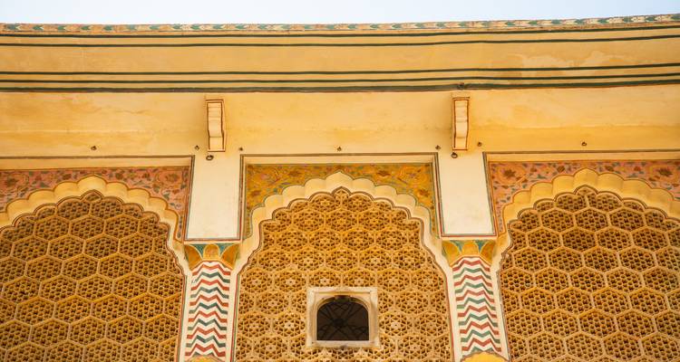 Golden Triangle, Kolkata, Varanasi and Lower Ganges Cruise Delhi → Varanasi (2026) - APT 7