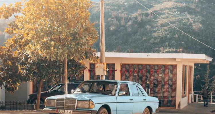 Desde Tirana: Excursión de 2 días a la Riviera Albanesa, Playa de Bandera Azul de Palase,Vlora, Dhermi, Apolonia y Durres - LIT Travel and Tours  4