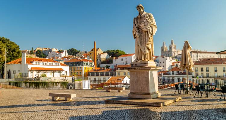 Best of Lisbon with Sintra, Nazaré, Fátima and Évora - 5 Days - Click Tours 3