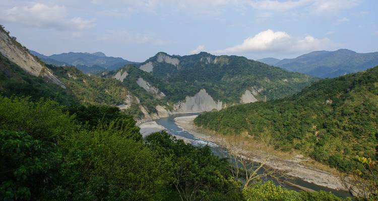 Taiwan by Train : Unique Sights & Hidden Gems (en anglais) - journaway DACH 1