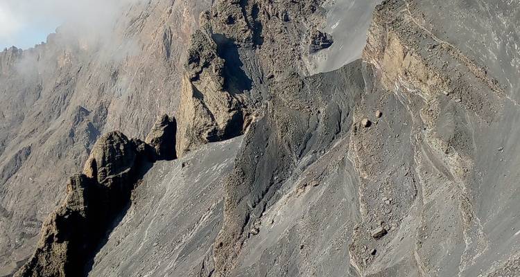 MOUNT MERU TREKKING 4 DAYS - Johnadventures 2