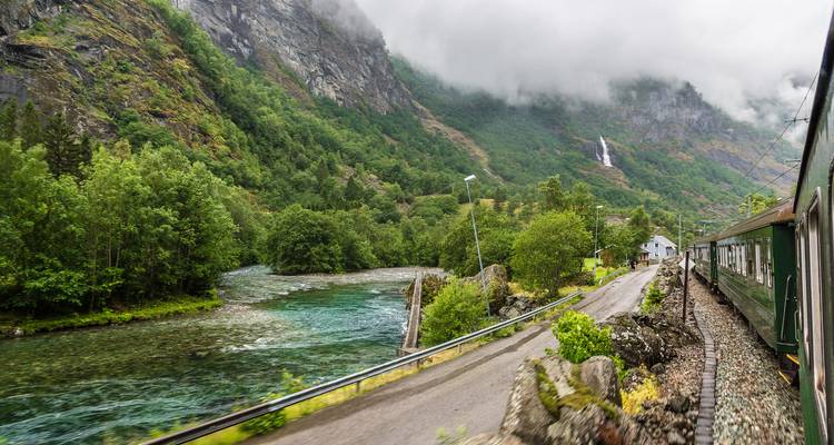 Scandinavia & Beyond : Capital Vibes meet Norway Roadtrip (8 destinations) - journaway 8