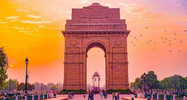 8-Day Golden Triangle Heritage Tour with Taj Mahal, Jaipur Palaces & Ranthambore Wildlife Safari - SafeHands Travels 1