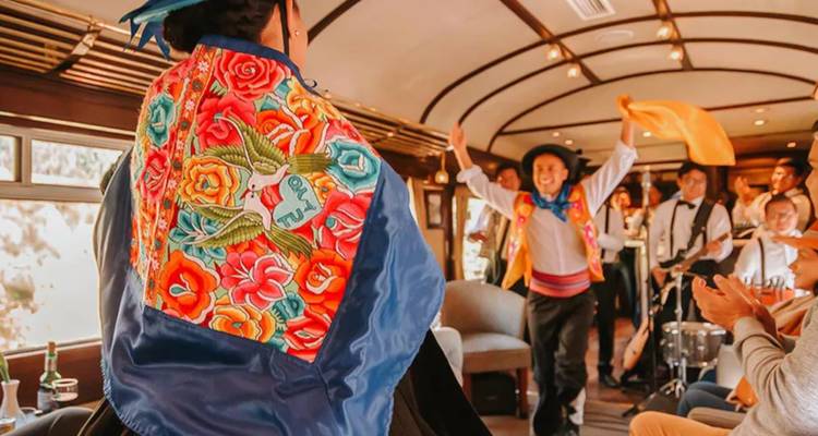 8 DAYS TOUR: LIMA, CUSCO, MACHU PICCHU & PUNO – INCLUDES DOMESTIC FLIGHTS & VISTADOME TRAIN - Waman Adventures 2