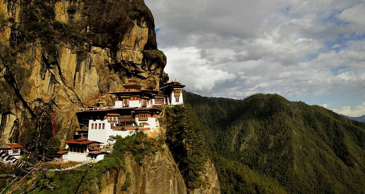 Circuit de 6 jours au Bhoutan : Découverte de Thimphu, Punakha et Paro - K K Holidays N Vacations  5