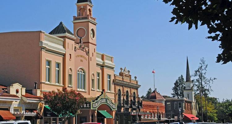 5 day California Coastlines and Vineyards, Waves and Wine small group tour - Bindlestiff Tours 2