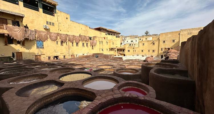 Vue rapprochée de la tannerie de Fès.