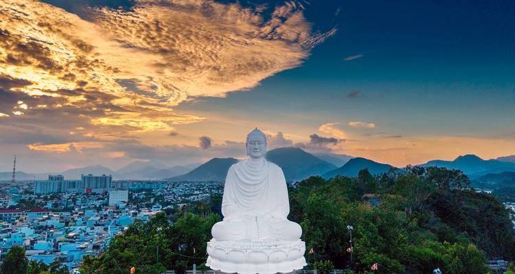 Vietnam Southern Adventure 4 jours 3 nuits Exploring Nha Trang- City tour- Mud Spa- Mun Island- Snorkeling - Go Asia Travel 9