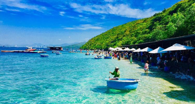 Vietnam Southern Adventure 4 jours 3 nuits Exploring Nha Trang- City tour- Mud Spa- Mun Island- Snorkeling - Go Asia Travel 6